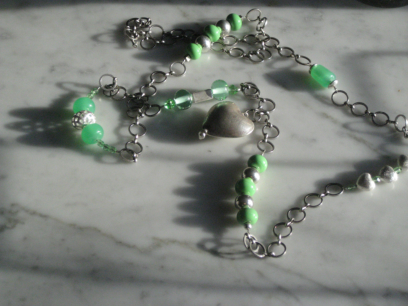 Kette Silberringe, handgewickelte Glasperlen, Zwischenteile Kugeln, Linsen etc. versilbert, Anh�nger Silberherz, L�nge ca 80cm
